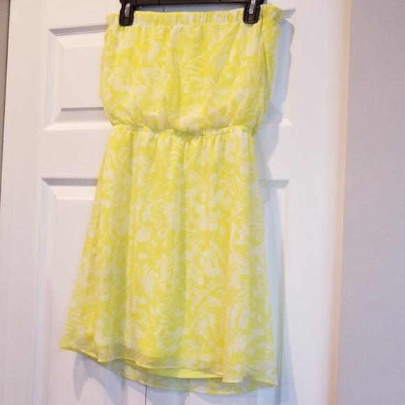 Express Dresses & Skirts - Express Neon Tropical Print Dress